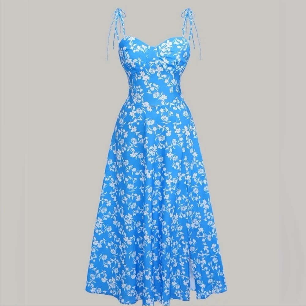NWOT Blue Floral Summer Garden Dress
